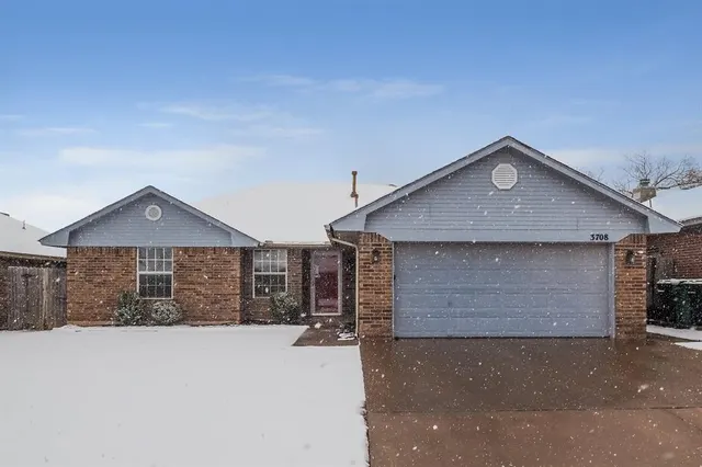Front exterior — 3708 Windrun Place, Oklahoma City, OK 73179