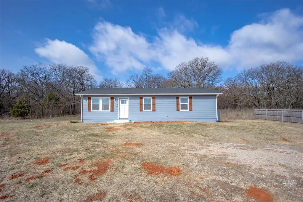 Photo 2 — 8600 SE 152nd Street, Noble, OK 73068