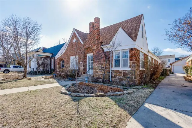 Photo 2 — 1909 N Gatewood Avenue, Oklahoma City, OK 73106