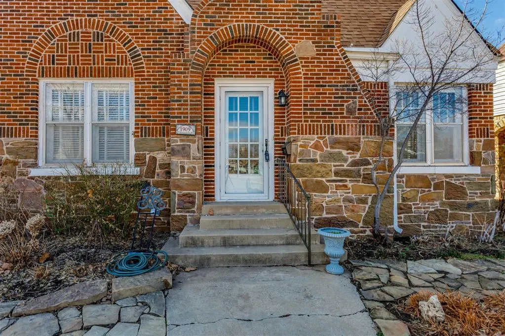Photo 4 — 1909 N Gatewood Avenue, Oklahoma City, OK 73106