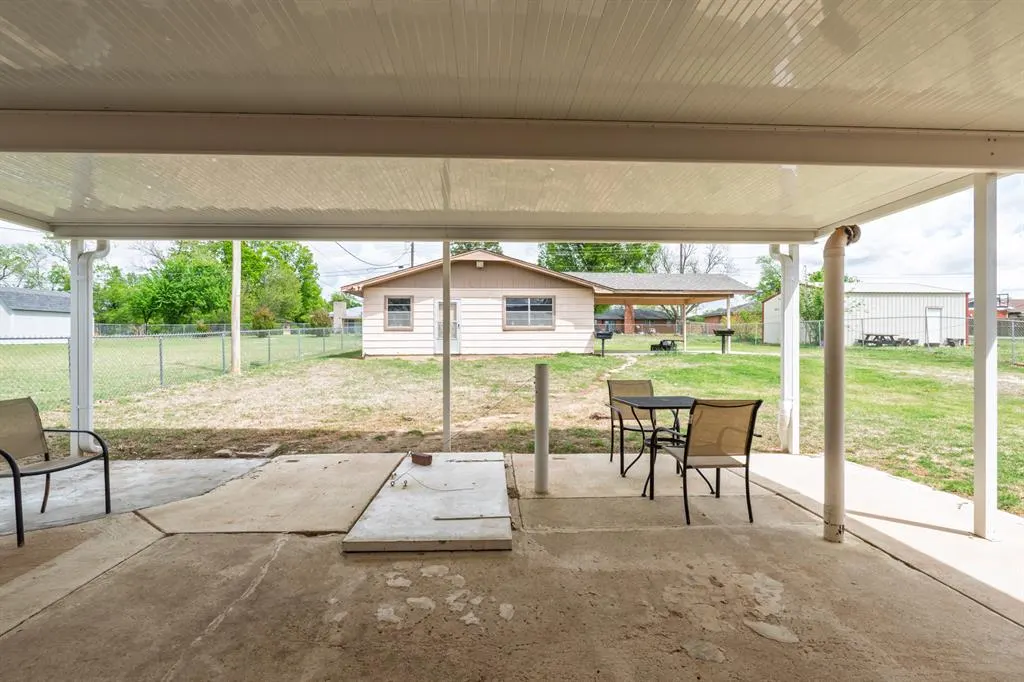 Photo 38 — 3003 N Bell Avenue, Shawnee, OK 74804