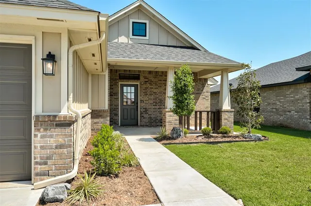 Photo 3 — 4817 Desert Willow Lane, Edmond, OK 73034