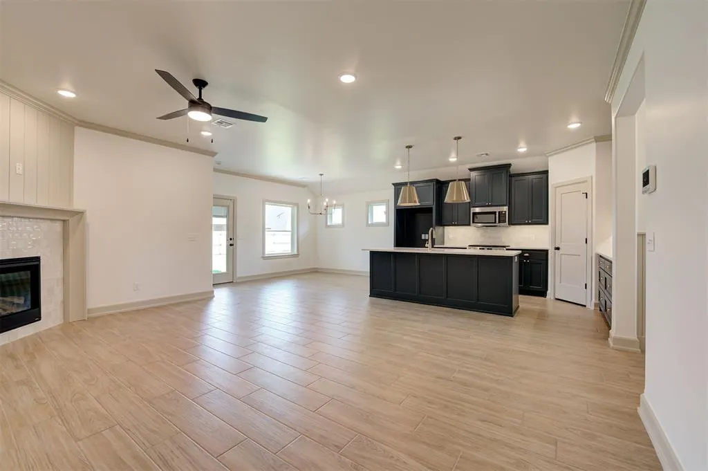 Photo 9 — 4817 Desert Willow Lane, Edmond, OK 73034
