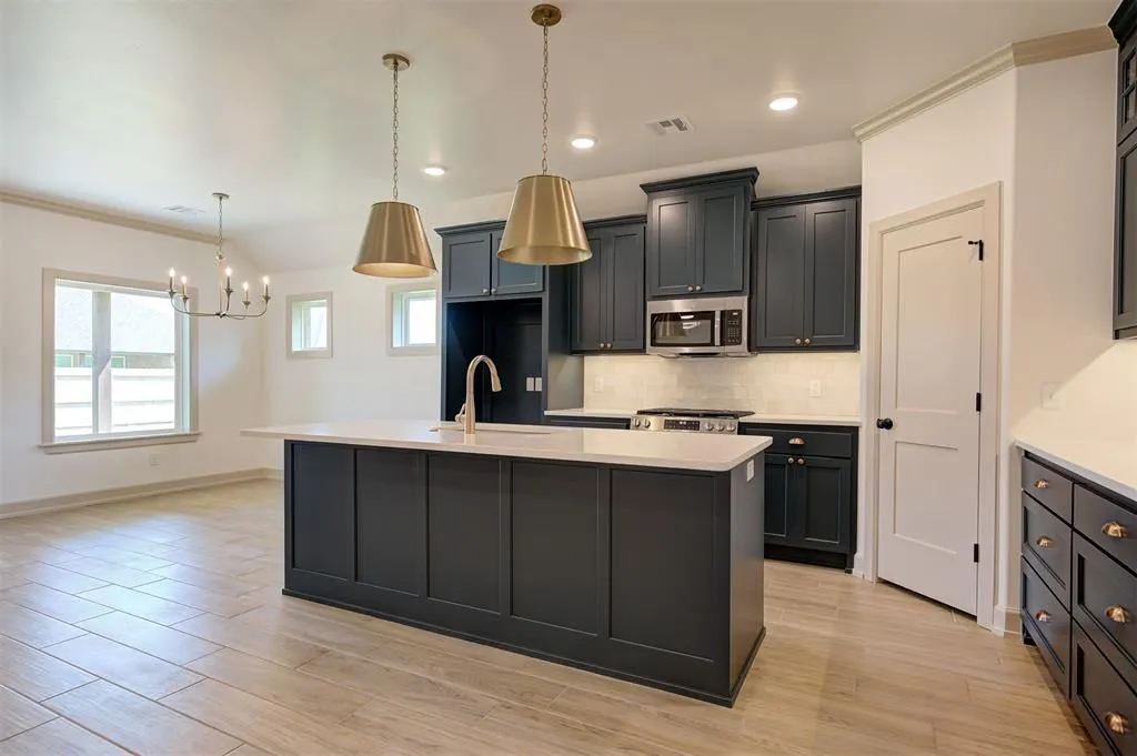Photo 11 — 4817 Desert Willow Lane, Edmond, OK 73034