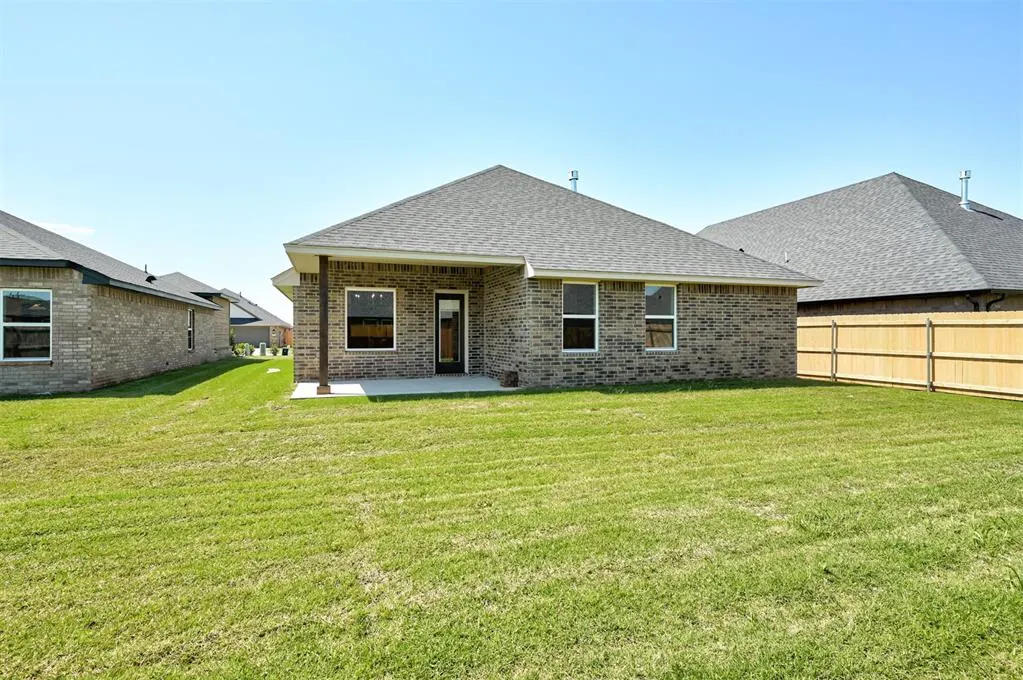 Photo 39 — 4817 Desert Willow Lane, Edmond, OK 73034
