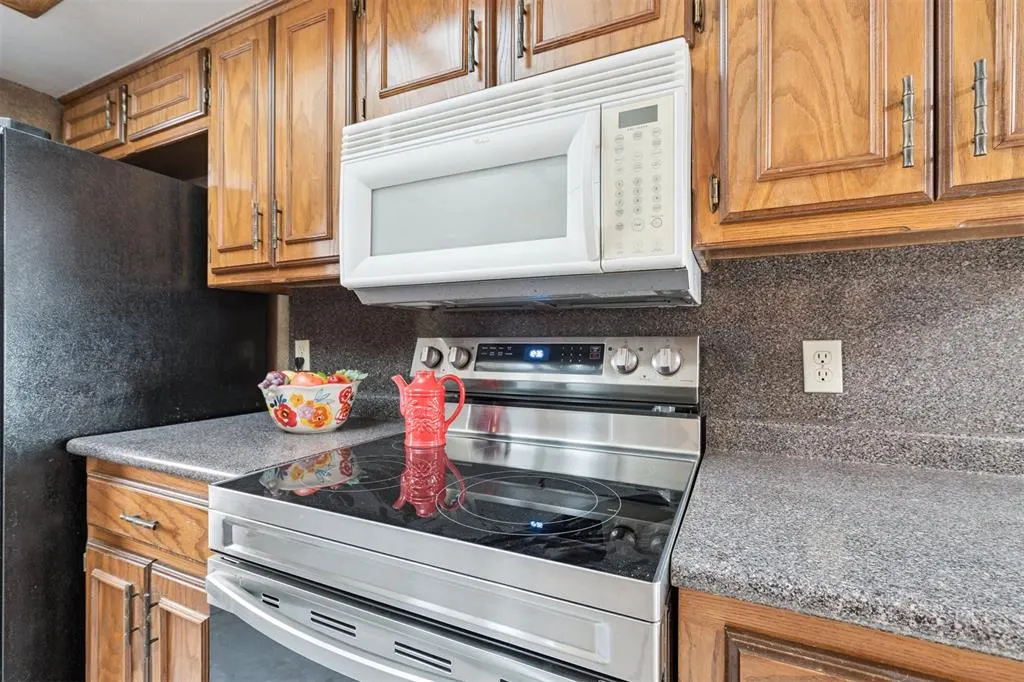 Photo 13 — 4406 S Olie Avenue, Oklahoma City, OK 73109