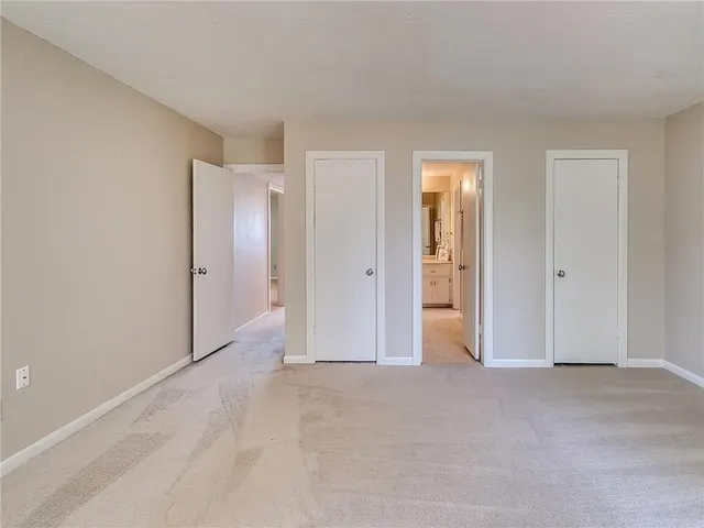 Photo 8 — 1533 Glenbrook Drive, Oklahoma City, OK 73118