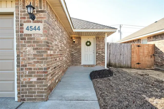 Photo 2 — 4544 SE 81st Street, Oklahoma City, OK 73135