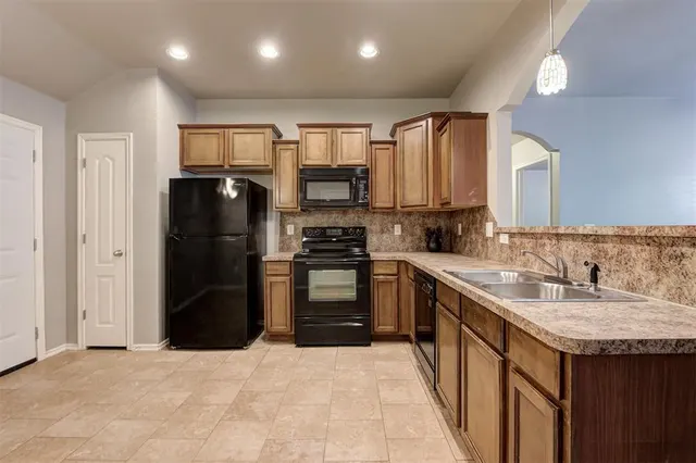 Photo 6 — 4544 SE 81st Street, Oklahoma City, OK 73135