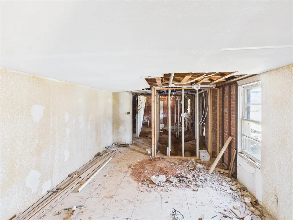 Photo 5 — 410 S Lowe Avenue, Pauls Valley, OK 73075