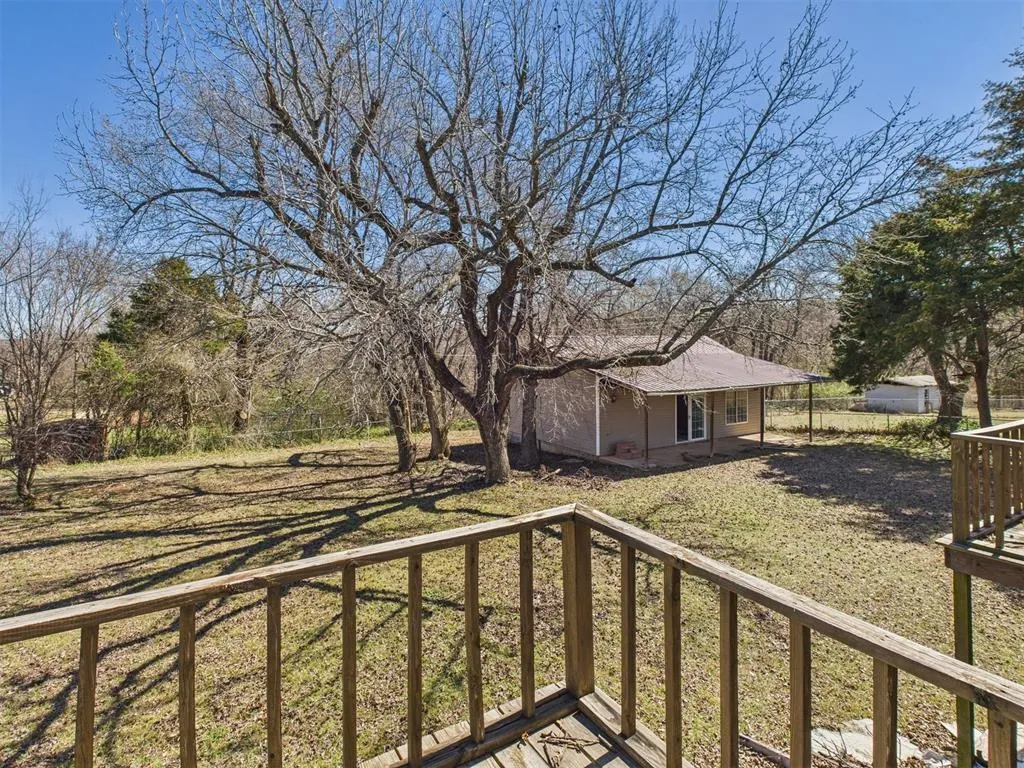 Photo 12 — 410 S Lowe Avenue, Pauls Valley, OK 73075