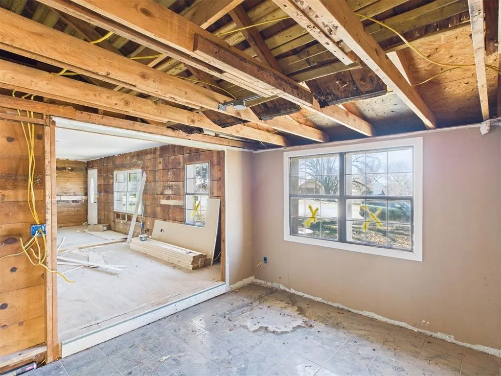 Photo 15 — 410 S Lowe Avenue, Pauls Valley, OK 73075