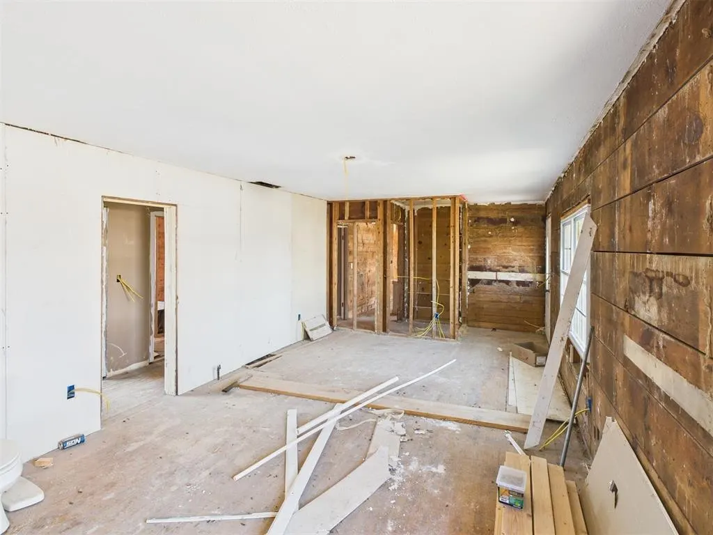 Photo 18 — 410 S Lowe Avenue, Pauls Valley, OK 73075