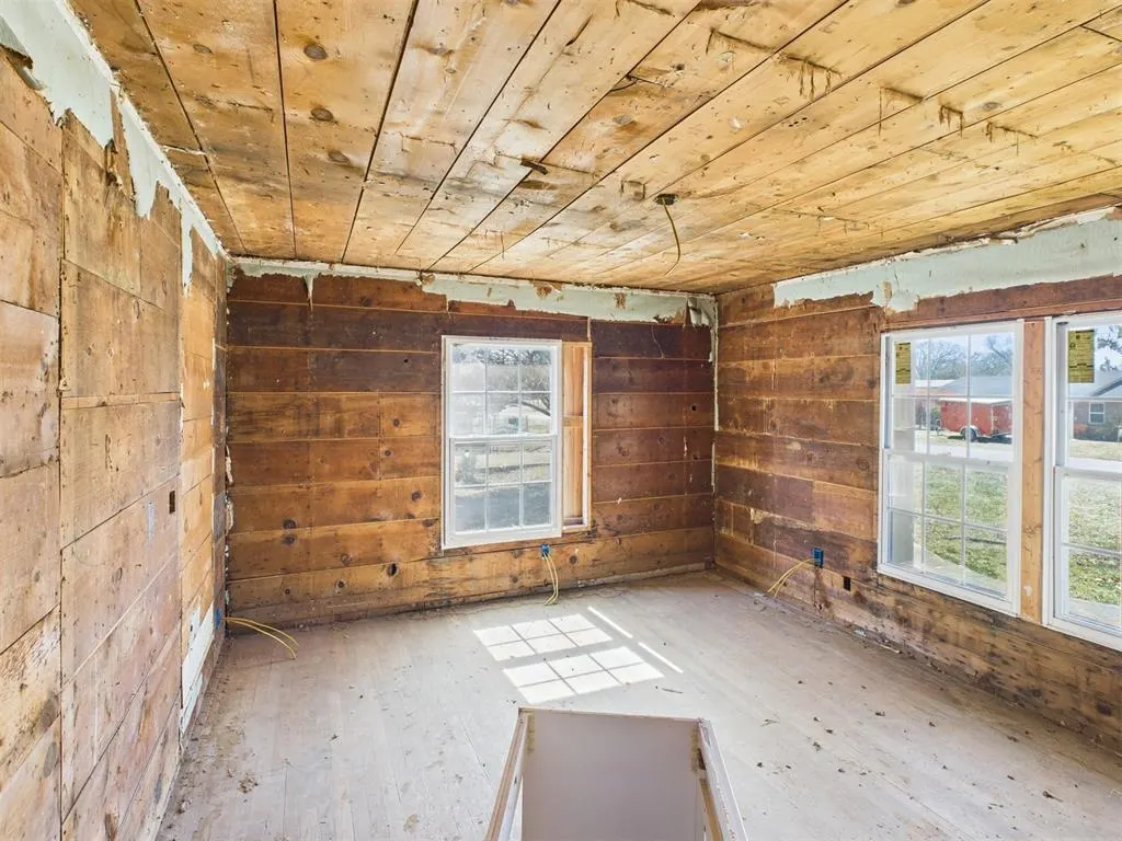 Photo 19 — 410 S Lowe Avenue, Pauls Valley, OK 73075