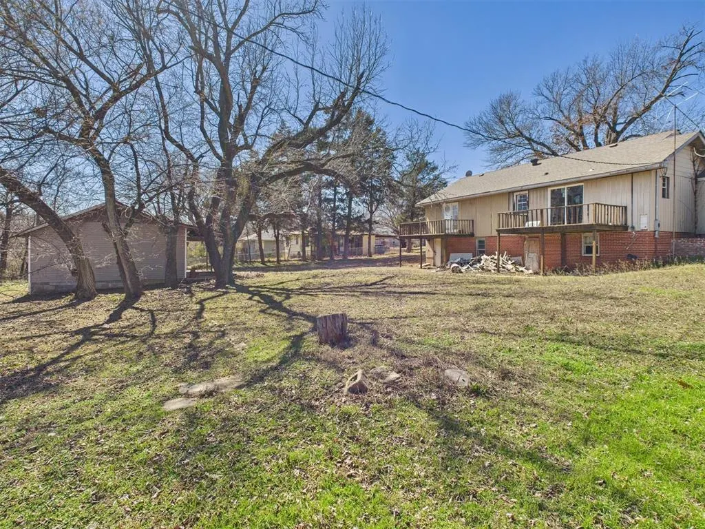 Photo 34 — 410 S Lowe Avenue, Pauls Valley, OK 73075
