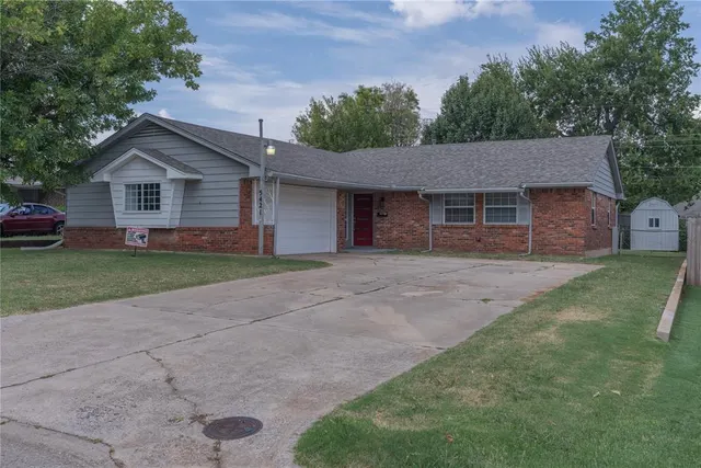Front exterior — 5421 NW 65th Street, Warr Acres, OK 73132