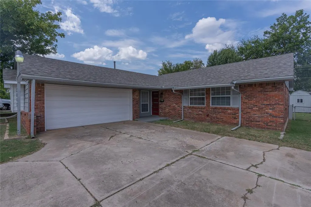 Photo 3 — 5421 NW 65th Street, Warr Acres, OK 73132