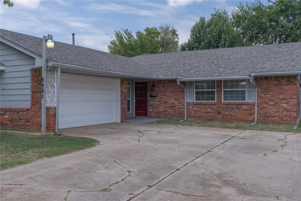 Photo 4 — 5421 NW 65th Street, Warr Acres, OK 73132