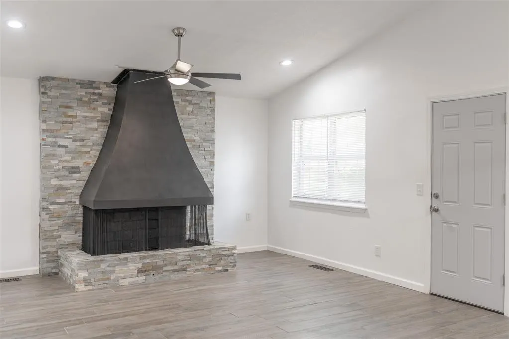 Photo 5 — 5421 NW 65th Street, Warr Acres, OK 73132