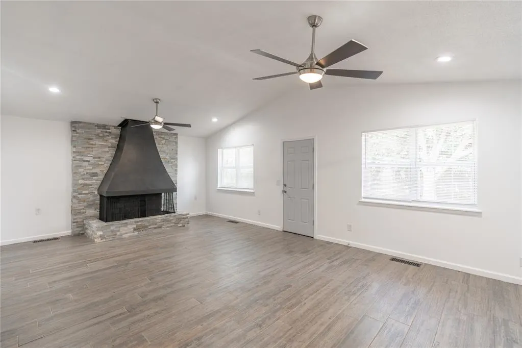 Photo 8 — 5421 NW 65th Street, Warr Acres, OK 73132