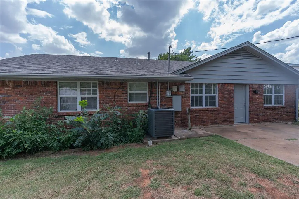 Photo 31 — 5421 NW 65th Street, Warr Acres, OK 73132