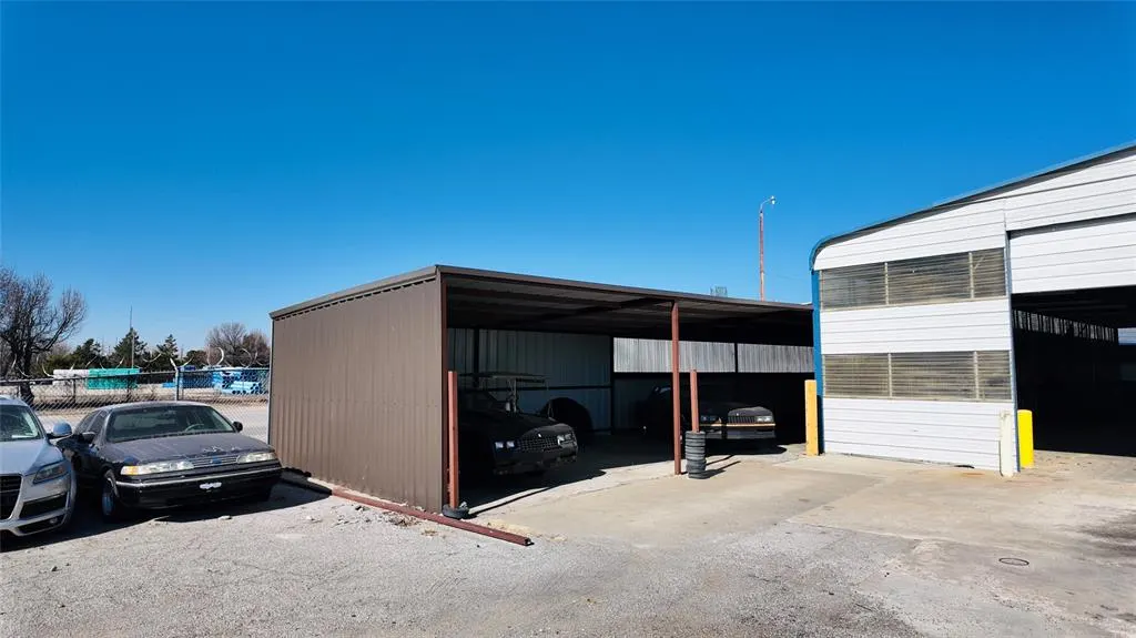 Photo 9 — 1520 S Central Avenue, Oklahoma City, OK 73129