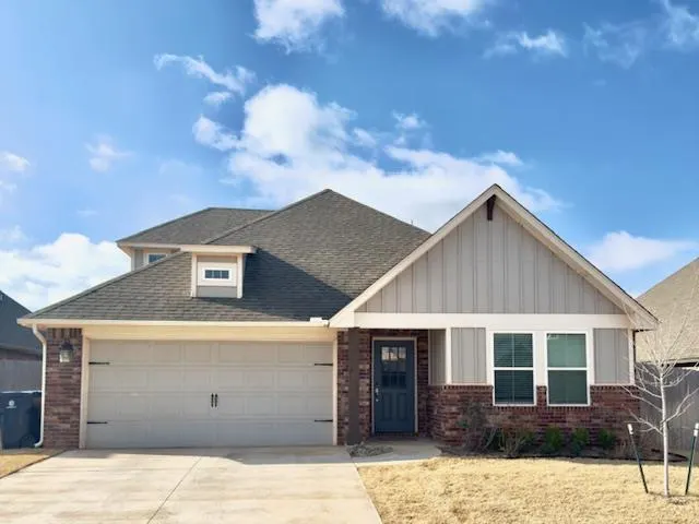 Photo 2 — 18409 Austin Place, Edmond, OK 73012