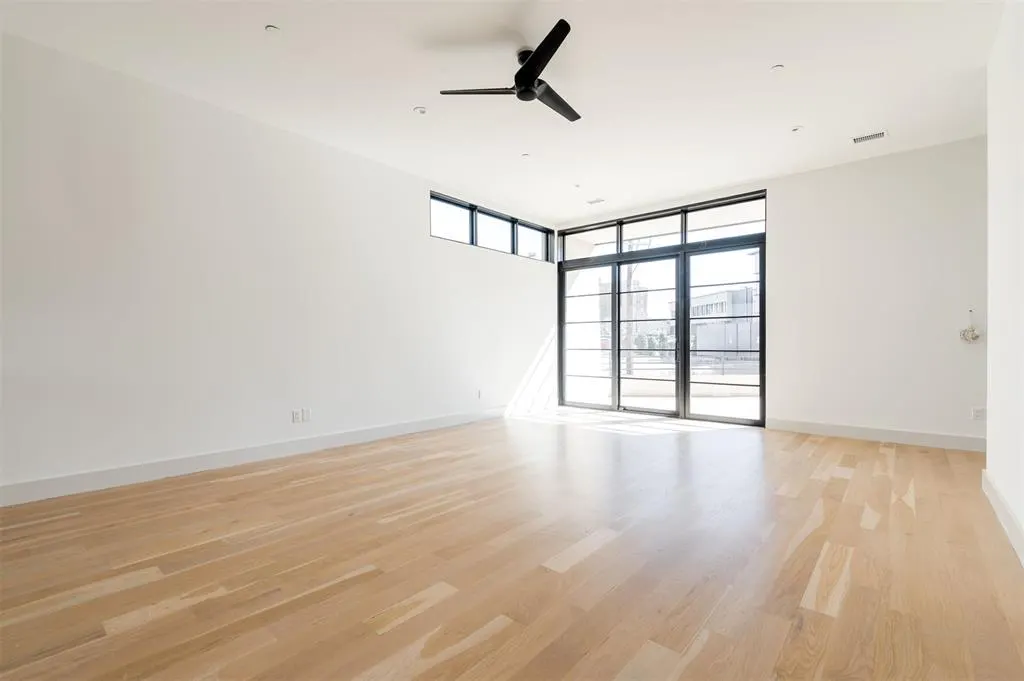 Photo 4 — 1201 N Dewey Avenue, Oklahoma City, OK 73103