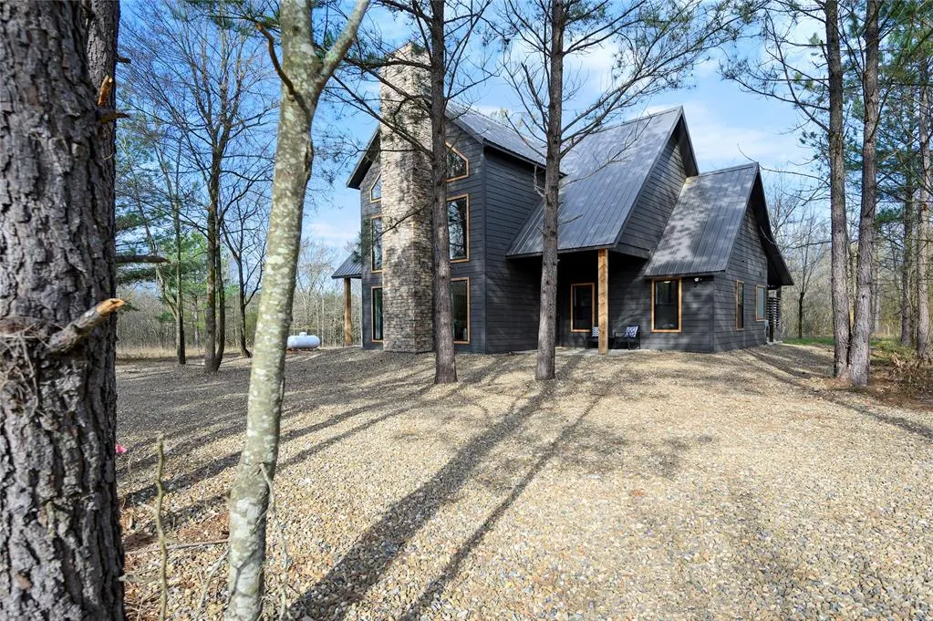 Photo 3 — 2293 Camp Ranch Road, Broken Bow, OK 74728