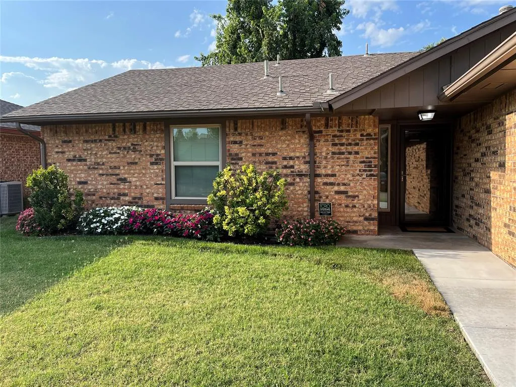 Photo 2 — 512 Cypress Drive, Oklahoma City, OK 73170