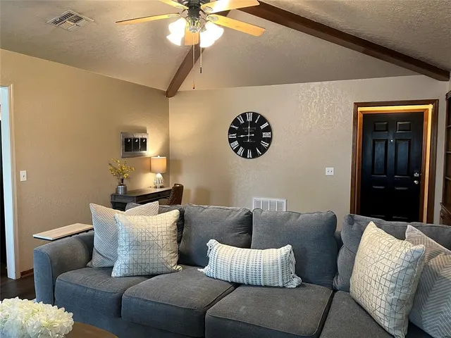 Photo 4 — 512 Cypress Drive, Oklahoma City, OK 73170