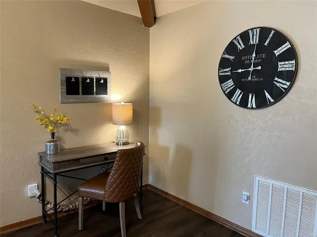 Photo 5 — 512 Cypress Drive, Oklahoma City, OK 73170