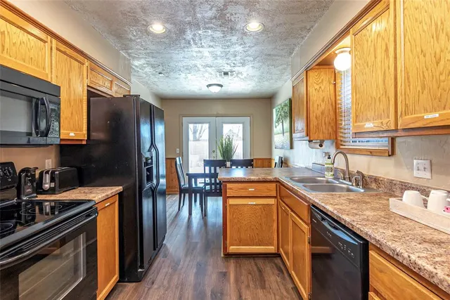 Photo 7 — 512 Cypress Drive, Oklahoma City, OK 73170