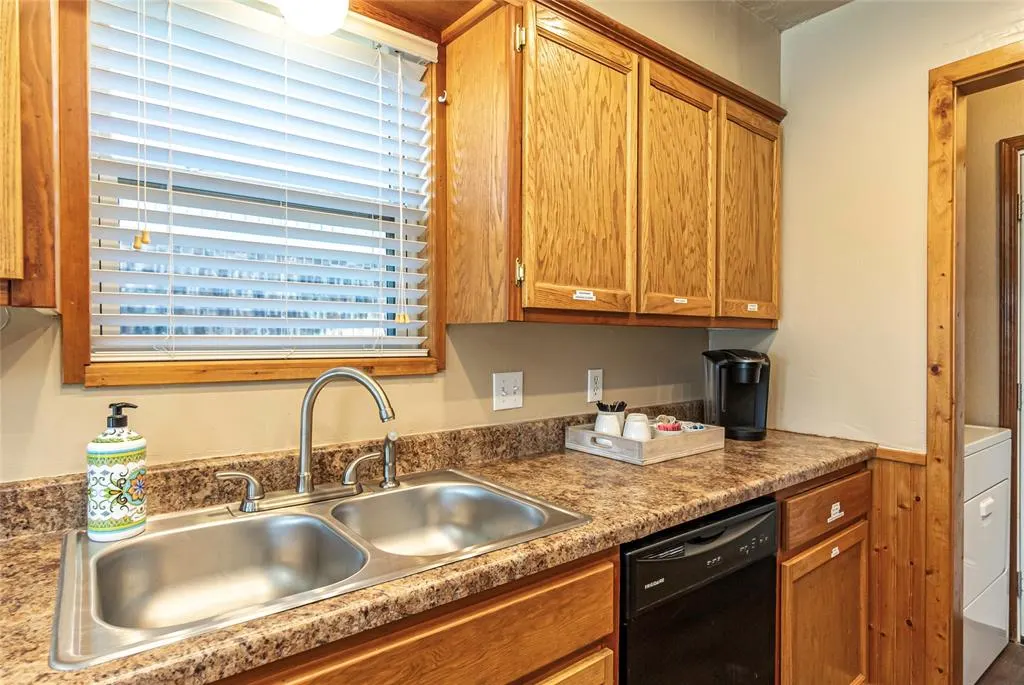 Photo 10 — 512 Cypress Drive, Oklahoma City, OK 73170