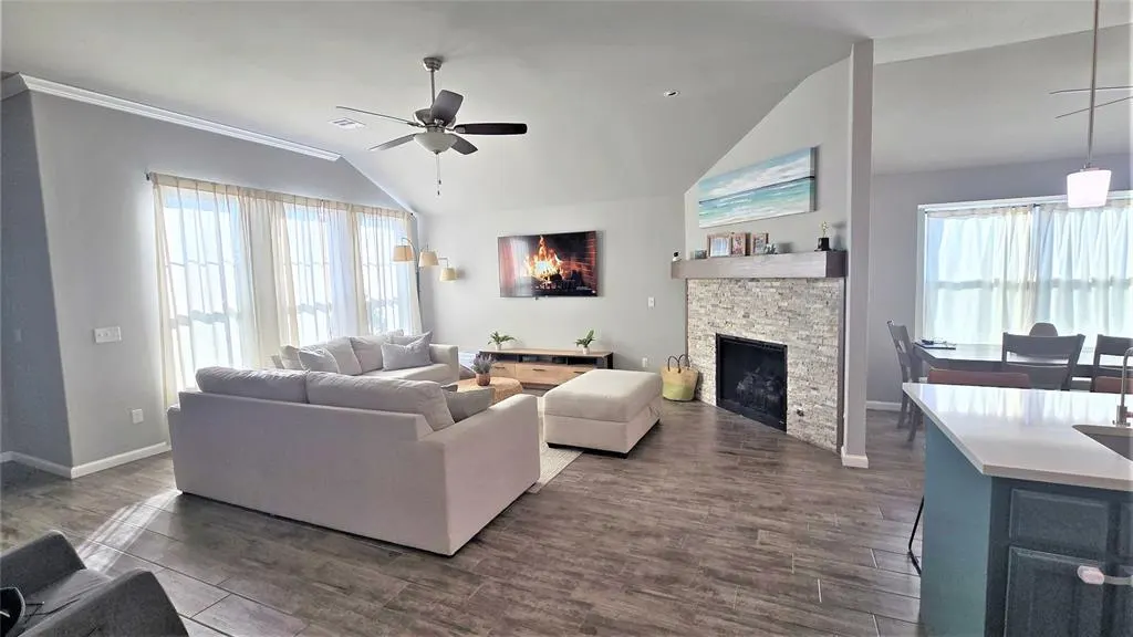 Photo 3 — 2310 Arcady Avenue, Norman, OK 73026
