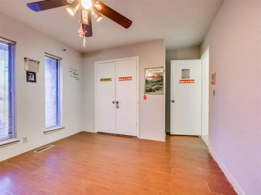 Photo 10 — 6624 Woodridge Avenue, Oklahoma City, OK 73132