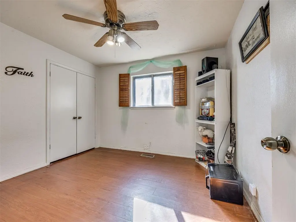 Photo 13 — 6624 Woodridge Avenue, Oklahoma City, OK 73132