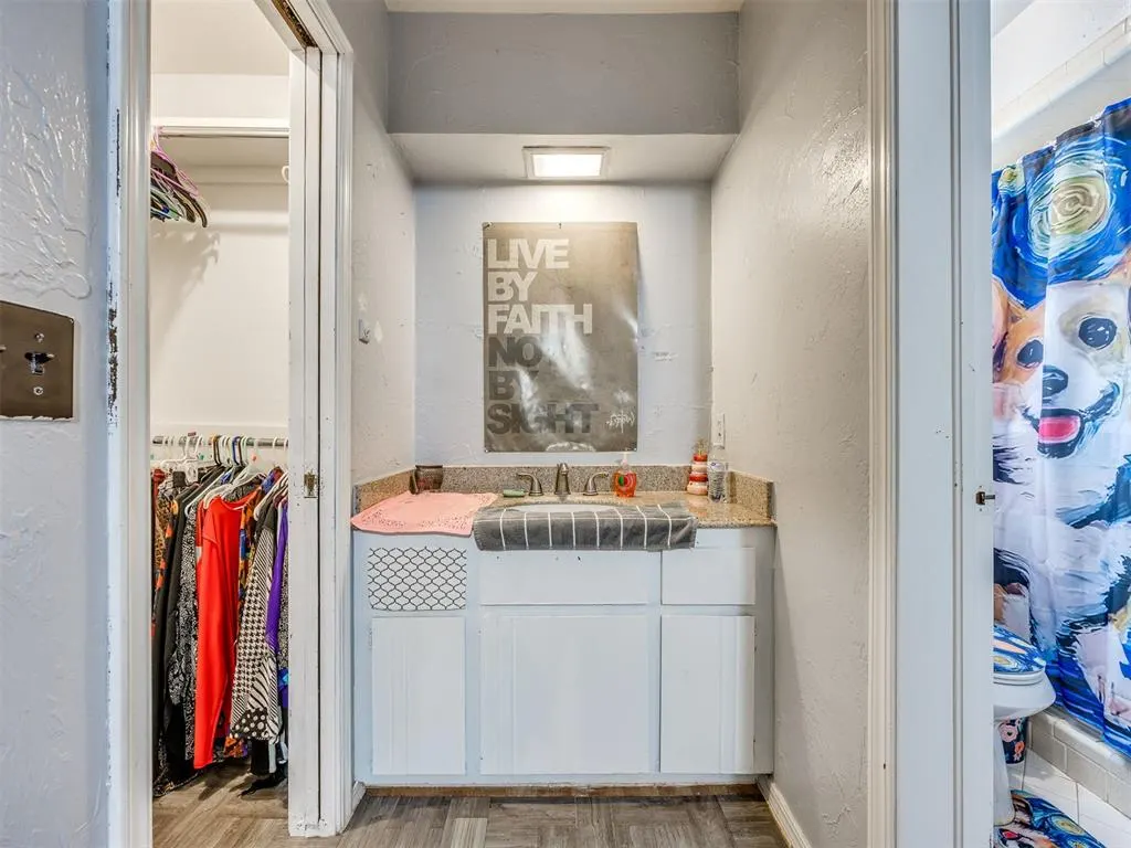 Photo 17 — 6624 Woodridge Avenue, Oklahoma City, OK 73132
