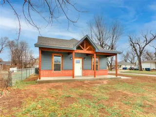 Sold home at 2601 SW 27th Street