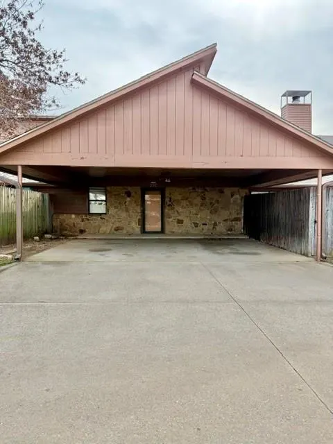Front exterior — 8000 NW 8th Terrace 257, Oklahoma City, OK 73127