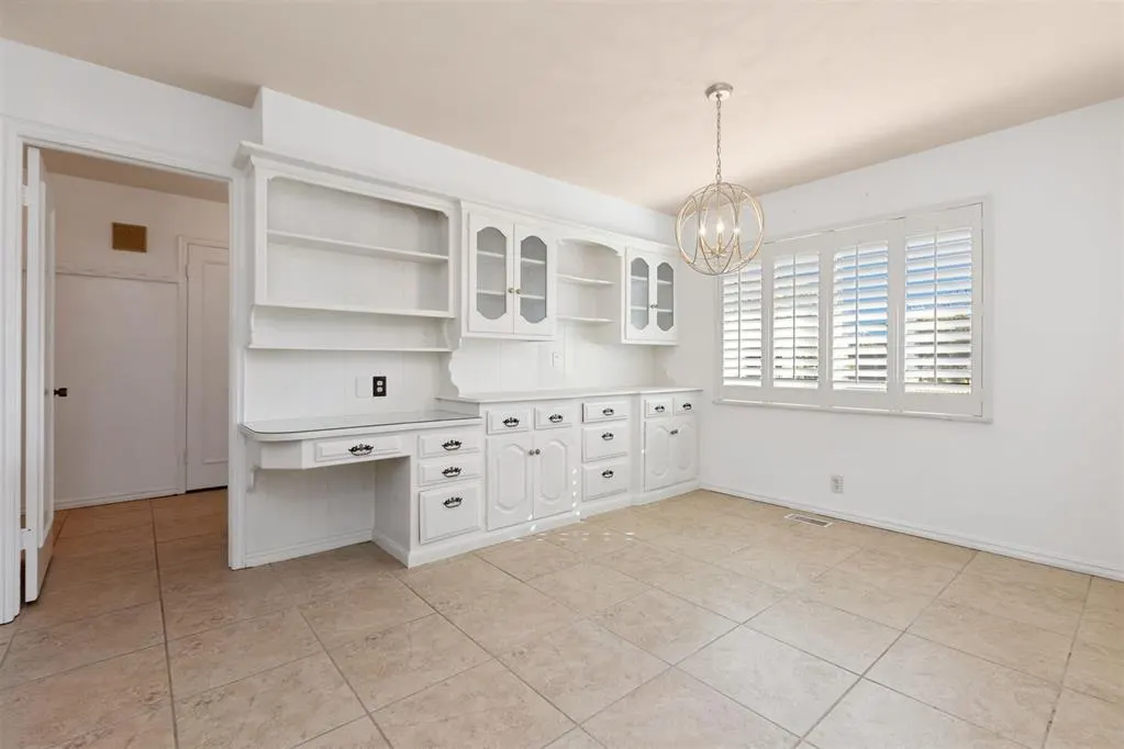 Photo 9 — 12600 Green Valley Drive, Oklahoma City, OK 73120
