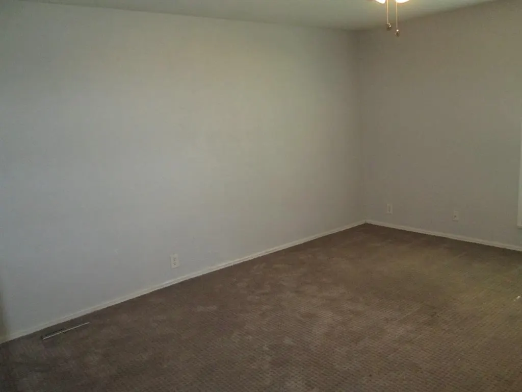 Photo 15 — 12600 Green Valley Drive, Oklahoma City, OK 73120