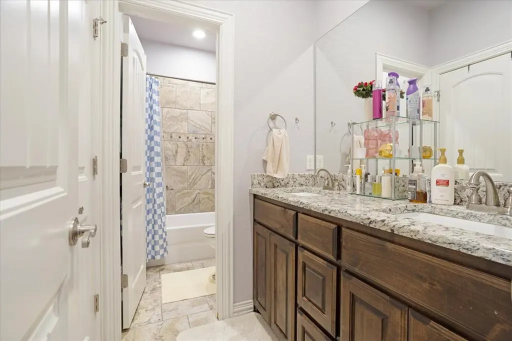 Photo 22 — 597 Edgewood Circle, Durant, OK 74701