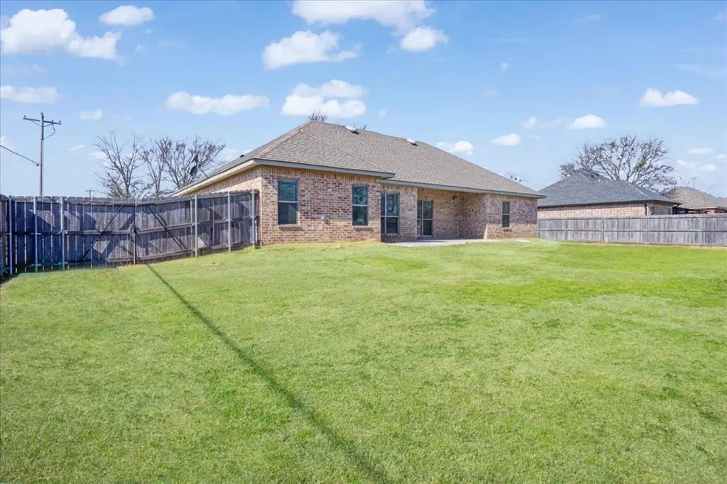 Photo 32 — 597 Edgewood Circle, Durant, OK 74701