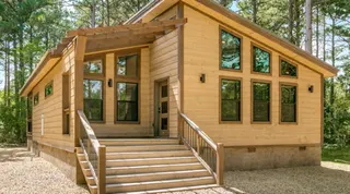 Sold home at 107 Alumaweld Lane