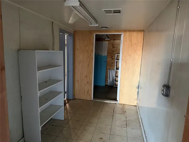 Photo 8 — 106 E Main Street, Sayre, OK 73662
