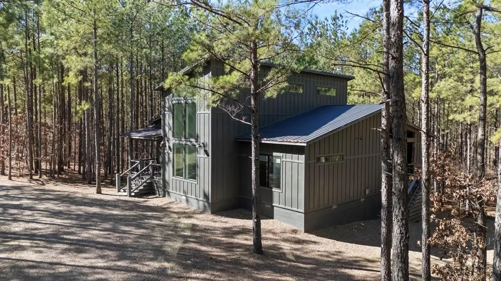 Photo 2 — 135 Lost Creek Trail, Broken Bow, OK 74728
