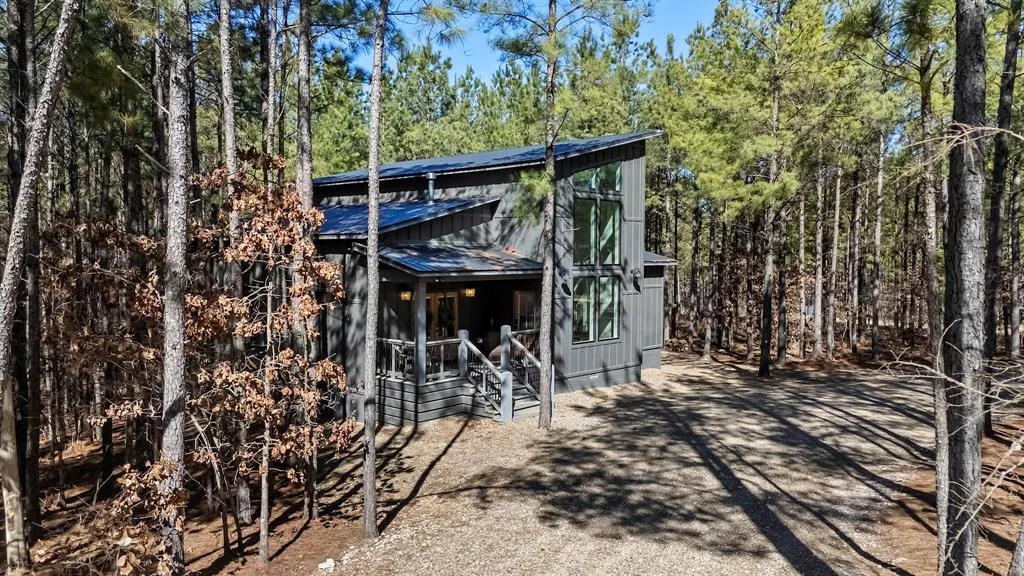 Photo 3 — 135 Lost Creek Trail, Broken Bow, OK 74728