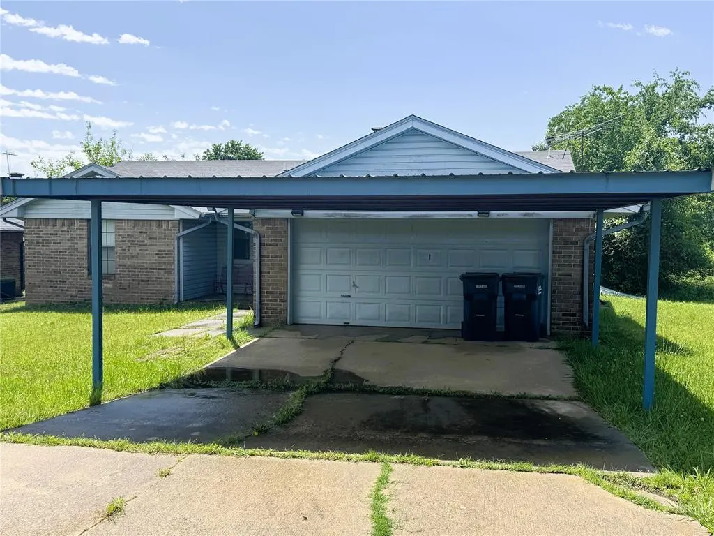 Photo 3 — 2007 Mary Avenue, Seminole, OK 74868
