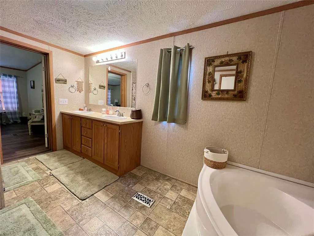 Photo 32 — 13132 Bluebird Lane, Kingston, OK 73439